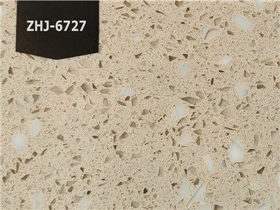 Phiến đá thạch anh vàng nhạt pha lê